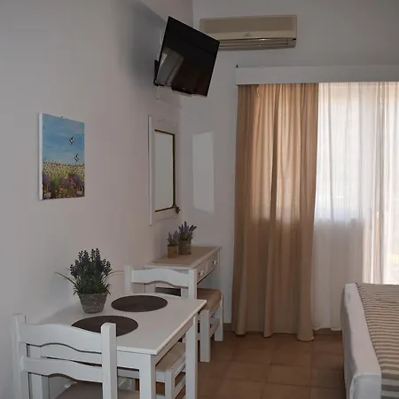 Apartment Filippos Adamantas (Milos)