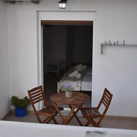 Lägenhet Filippos Adamantas (Milos)